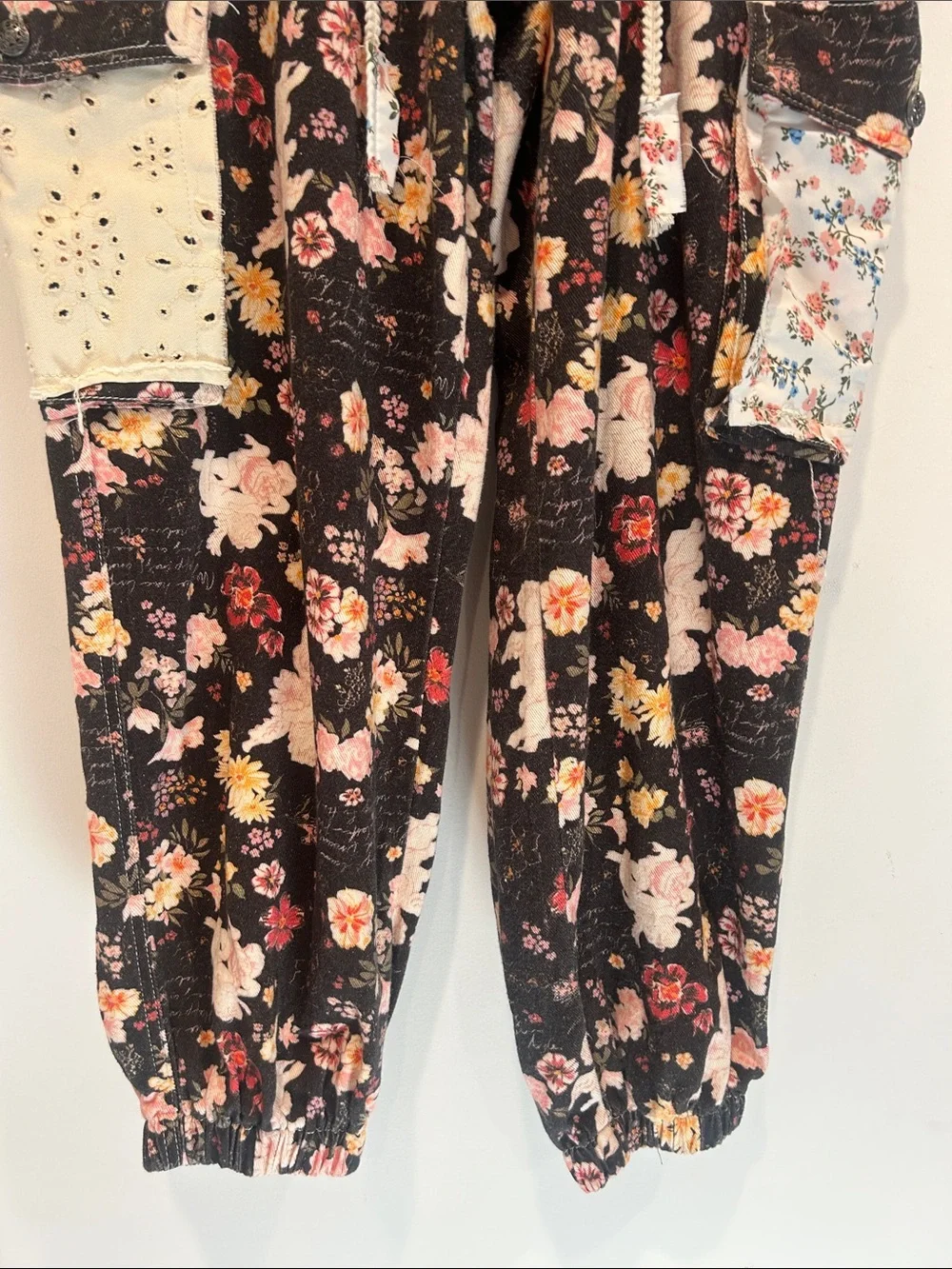 POL Floral bohemian Patchwork Black baggy Cargo Jogger Pants women’s medium